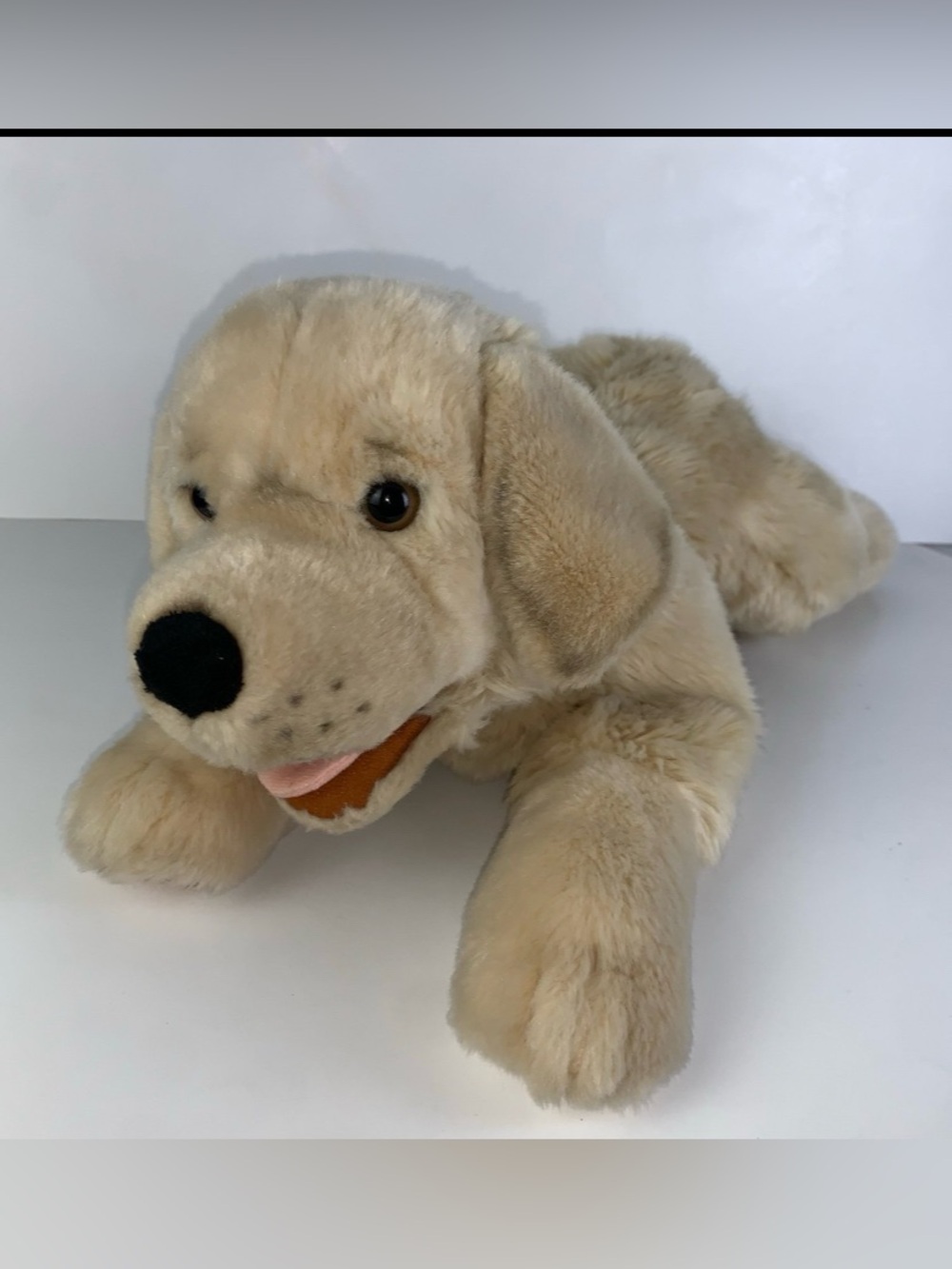 The Puppet Company Labrador  tan  yellow lab puppet Playful Puppies 20"
